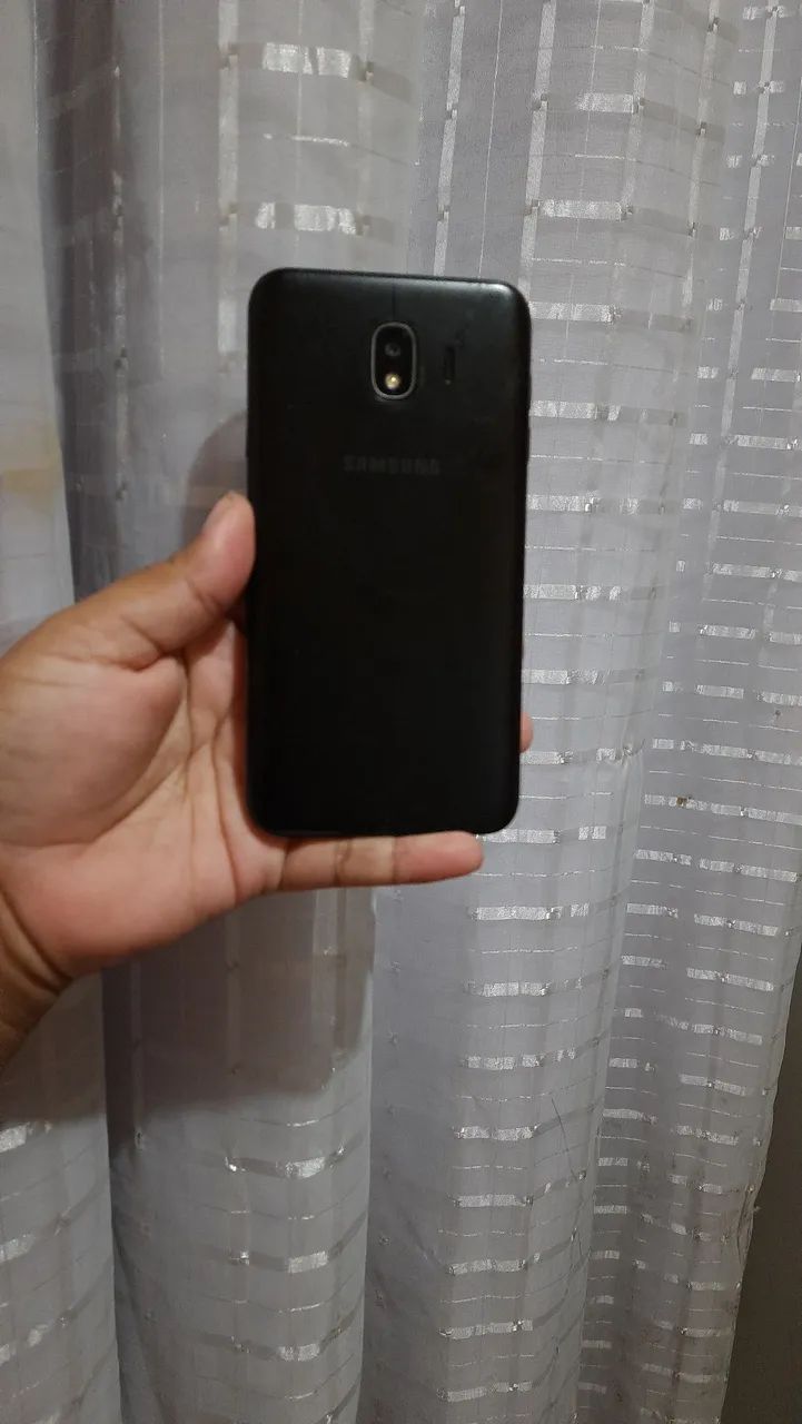 Samsung j4 - Foto 2