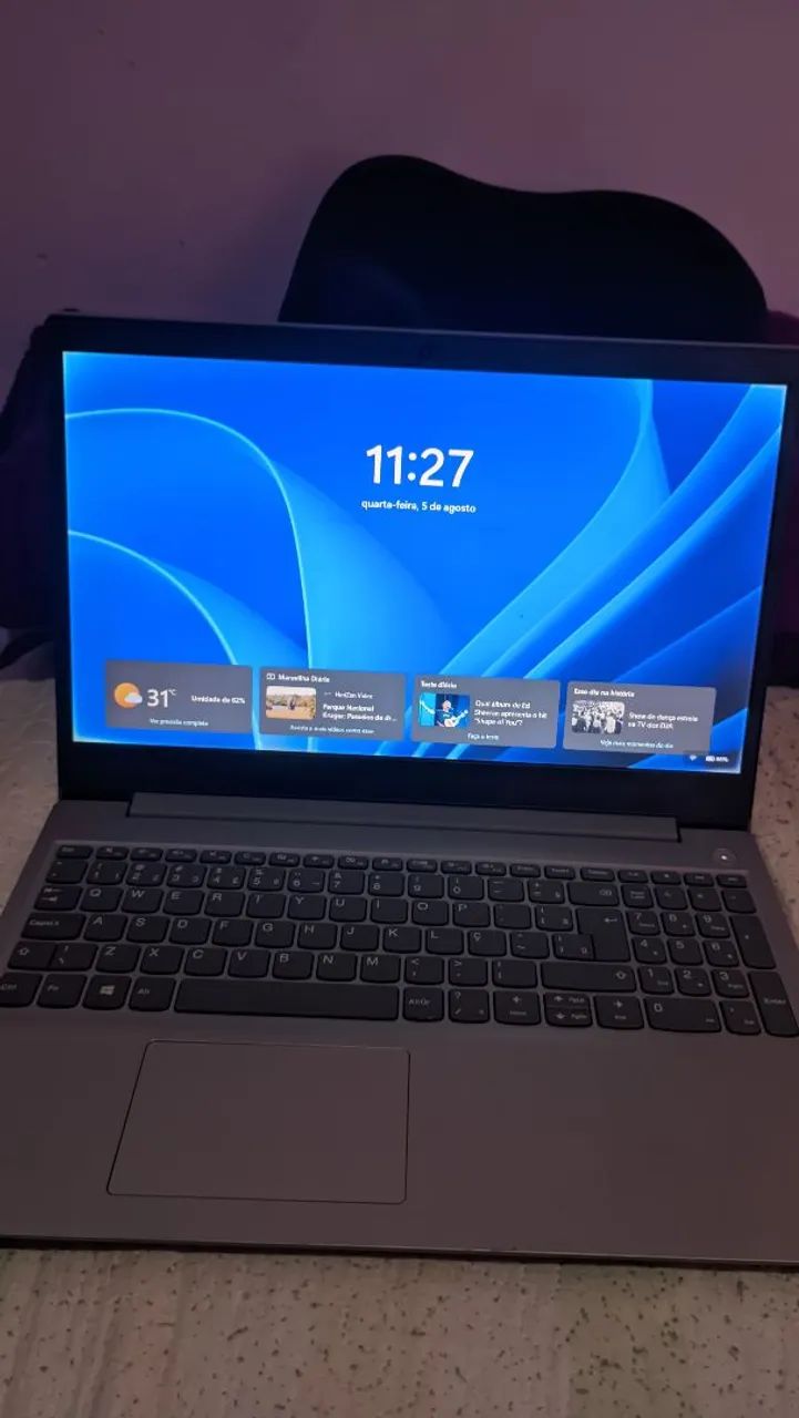 Vendo notebook Lenovo i3core idealpad  - Foto 3