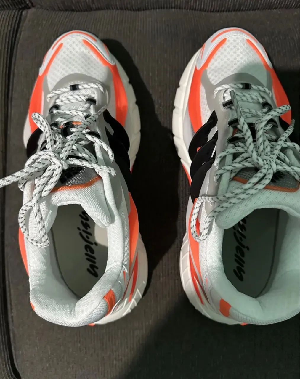 Tênis Adidas Jellyfish x Pharrell - Foto 4
