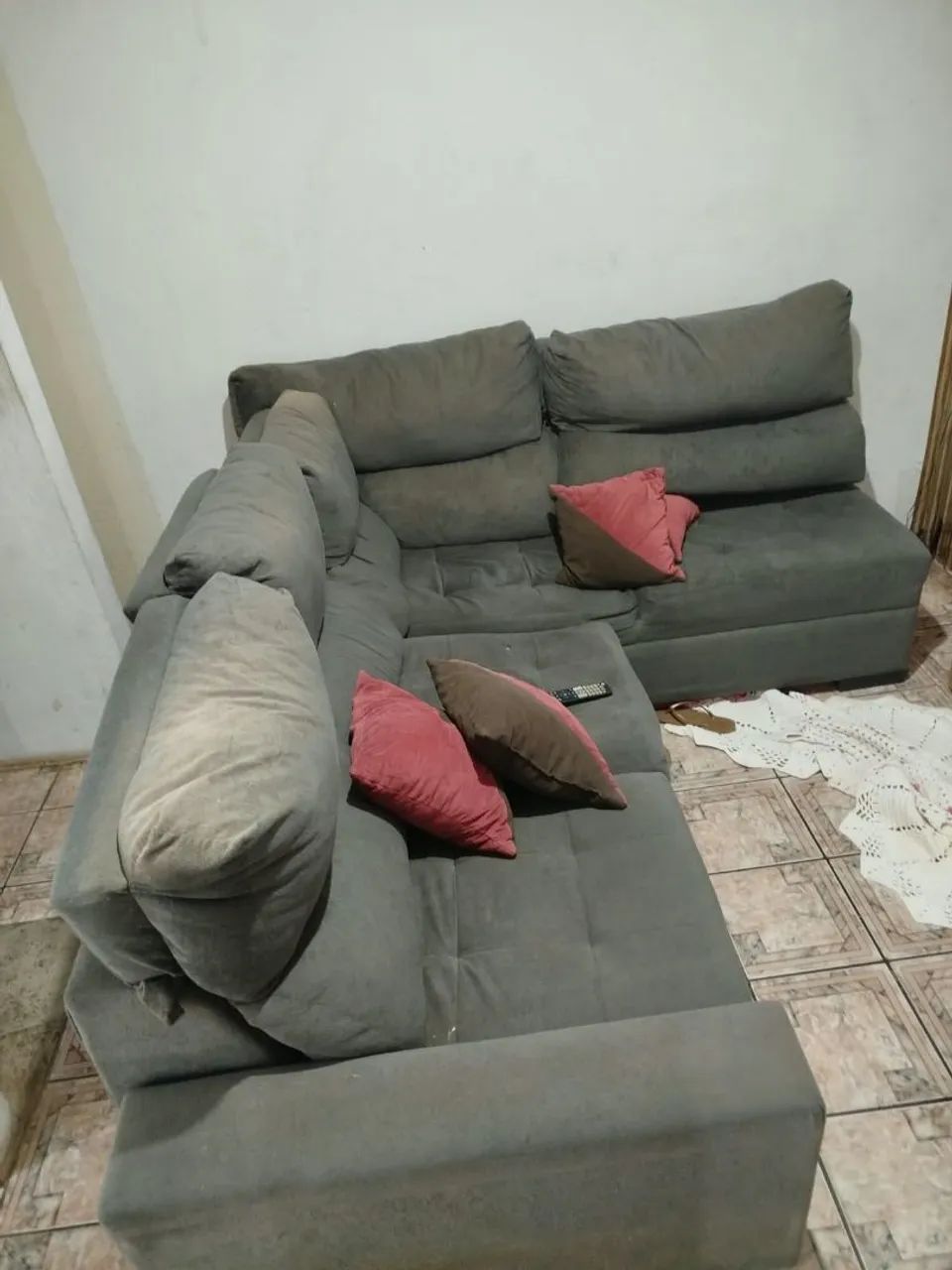 Sofá retrátil e reclinável 