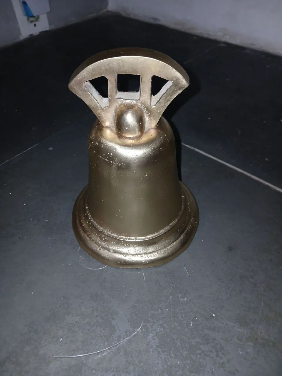 Sino de bronze antigo com 20cm e 3kg