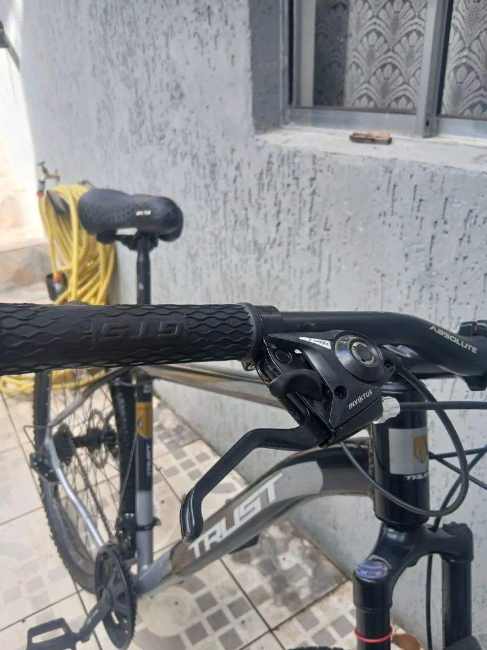 Bicicleta Trust Ultraenergy aro 29  - Foto 2