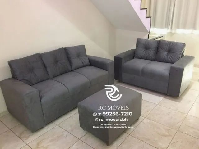 Sofá 2 e 3 assentos com Puff Material suede D33 Confortável Direto da Fábrica