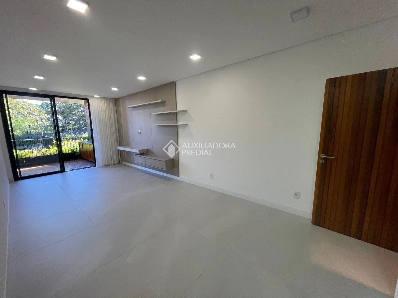 Apartamento frente Mar 2 suítes Cacupé - Foto 2