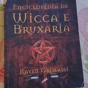 Livro - Enciclopédia de Wicca e Bruxaria - Raven Grimassi 