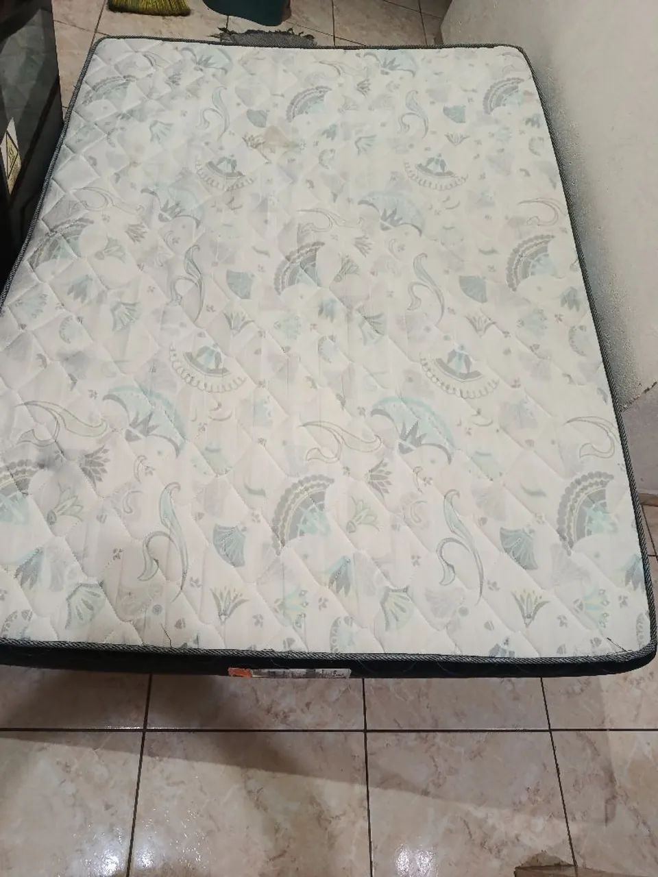 Colchão casal bem conservado  - Foto 4