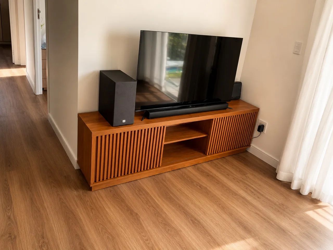 Rack Ripado Cinamomo OPORTUNIDADE 