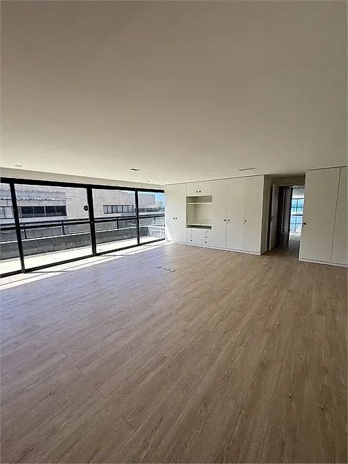 Cobertura 4 Quartos no Edf. Chateau Vuitton - Ponta Verde - Foto 4