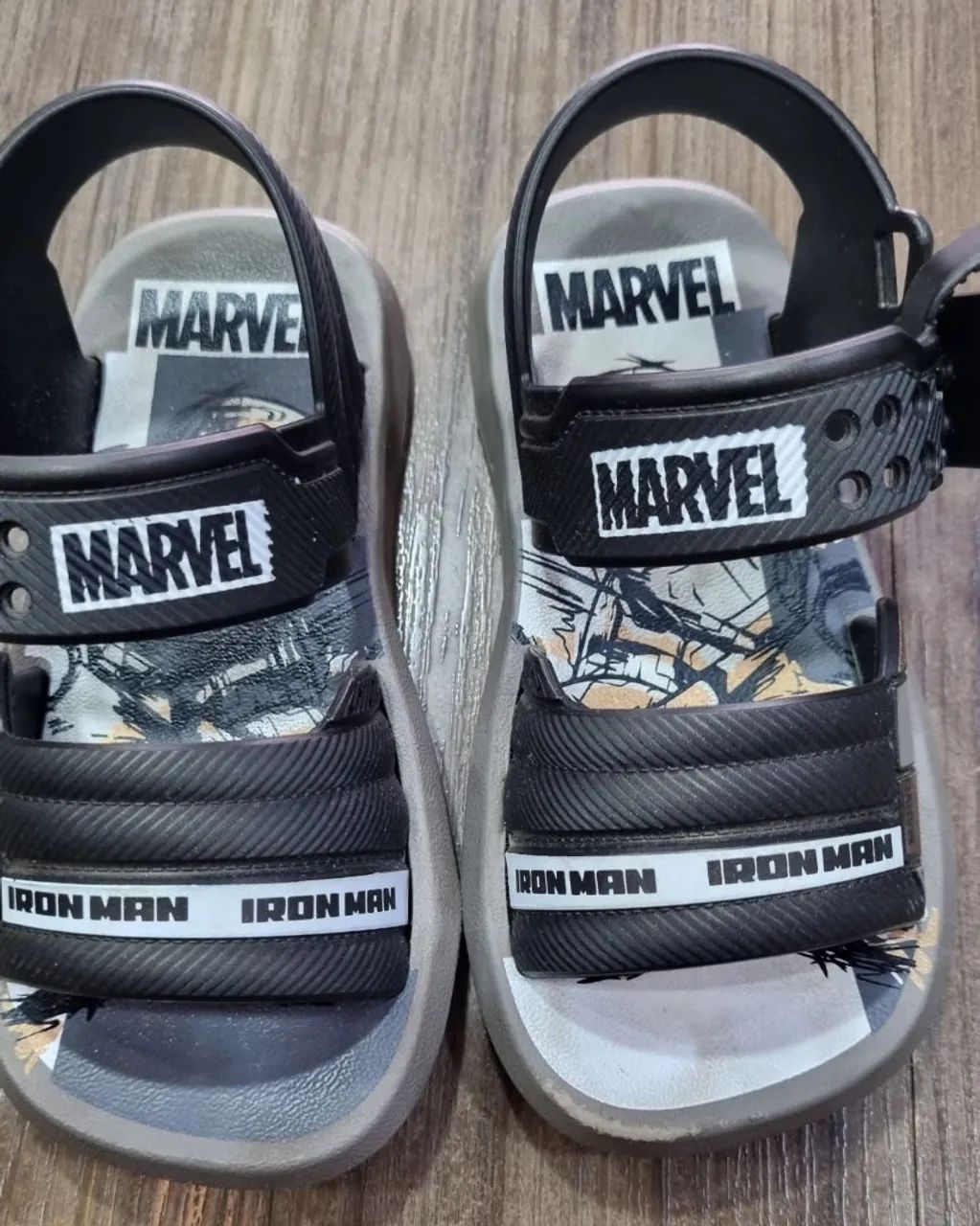 Sandália Grendene Marvel Tam. 23 - Foto 2