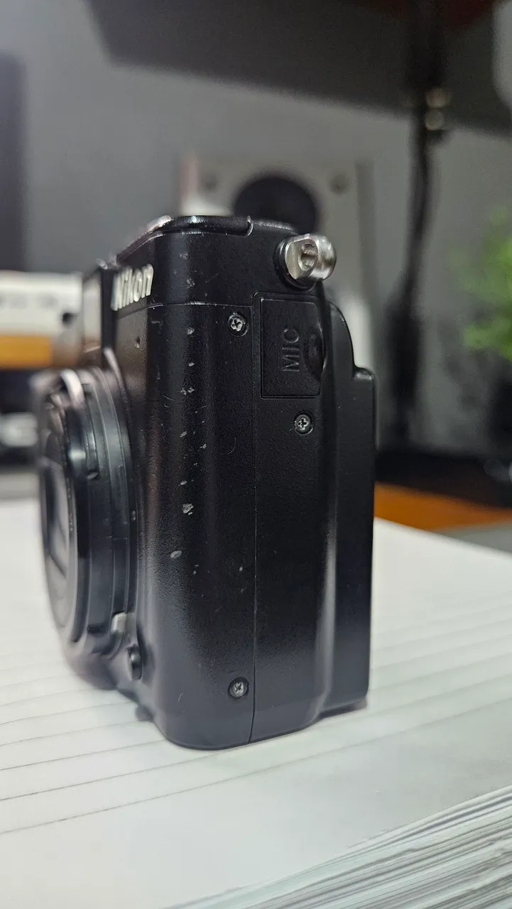 nikon p7000