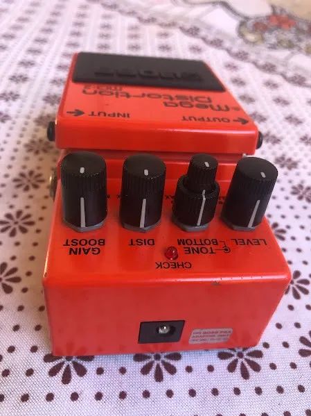 Pedal Mega Distortion MD-2 Boss parcelo no Olxpay,ML e MPG avalio troca - Foto 2