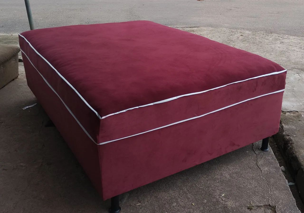 Vende se cama de casal super Márcia e confortável 