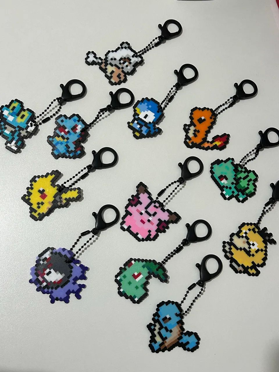 Chaveiros de pixel art Pokemon 