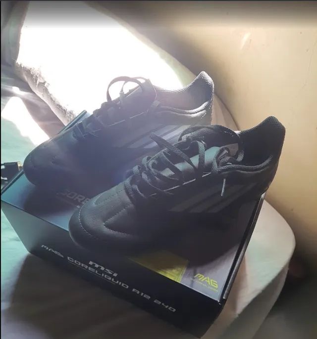 Chuteira de Campo Adidas Deportivo III - Calçados Esportivos