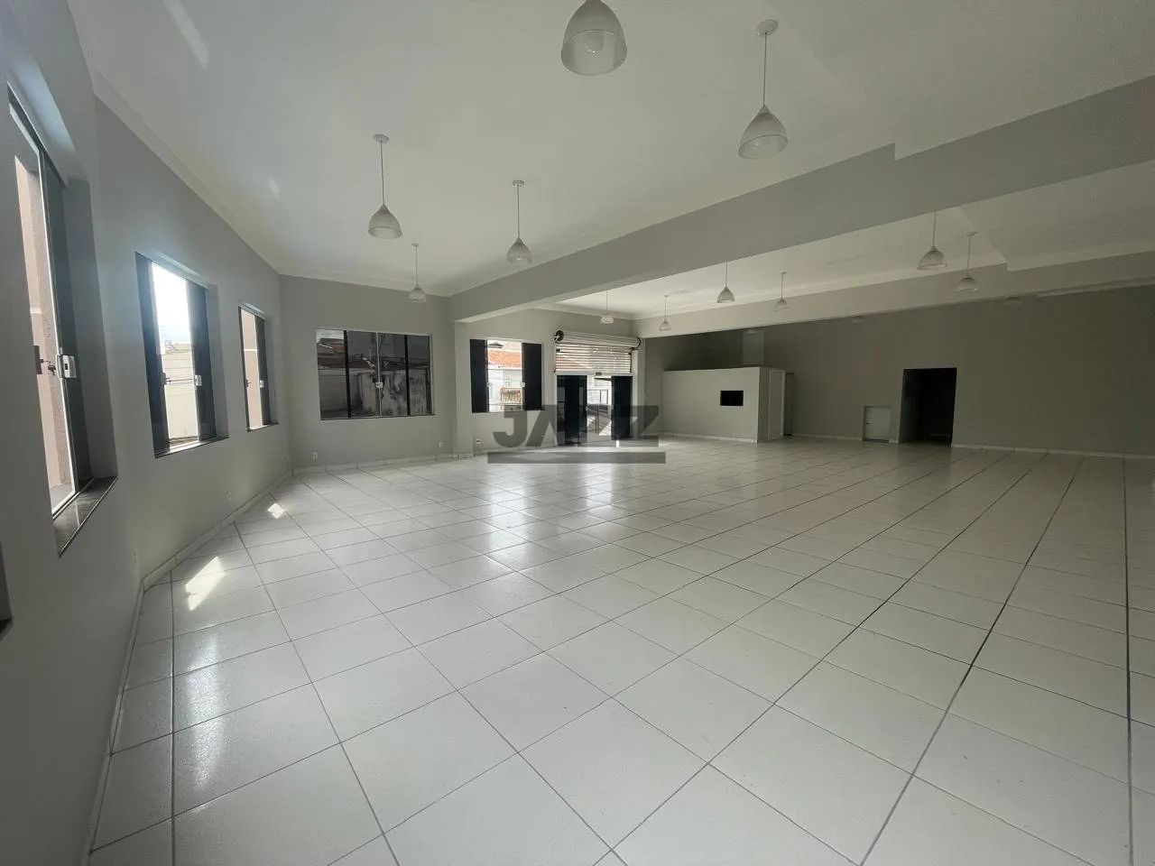 Aluga Ótima sala comercial 223 m2 no PQ.Jambeiro prox.ao Parque Prado - Foto 4
