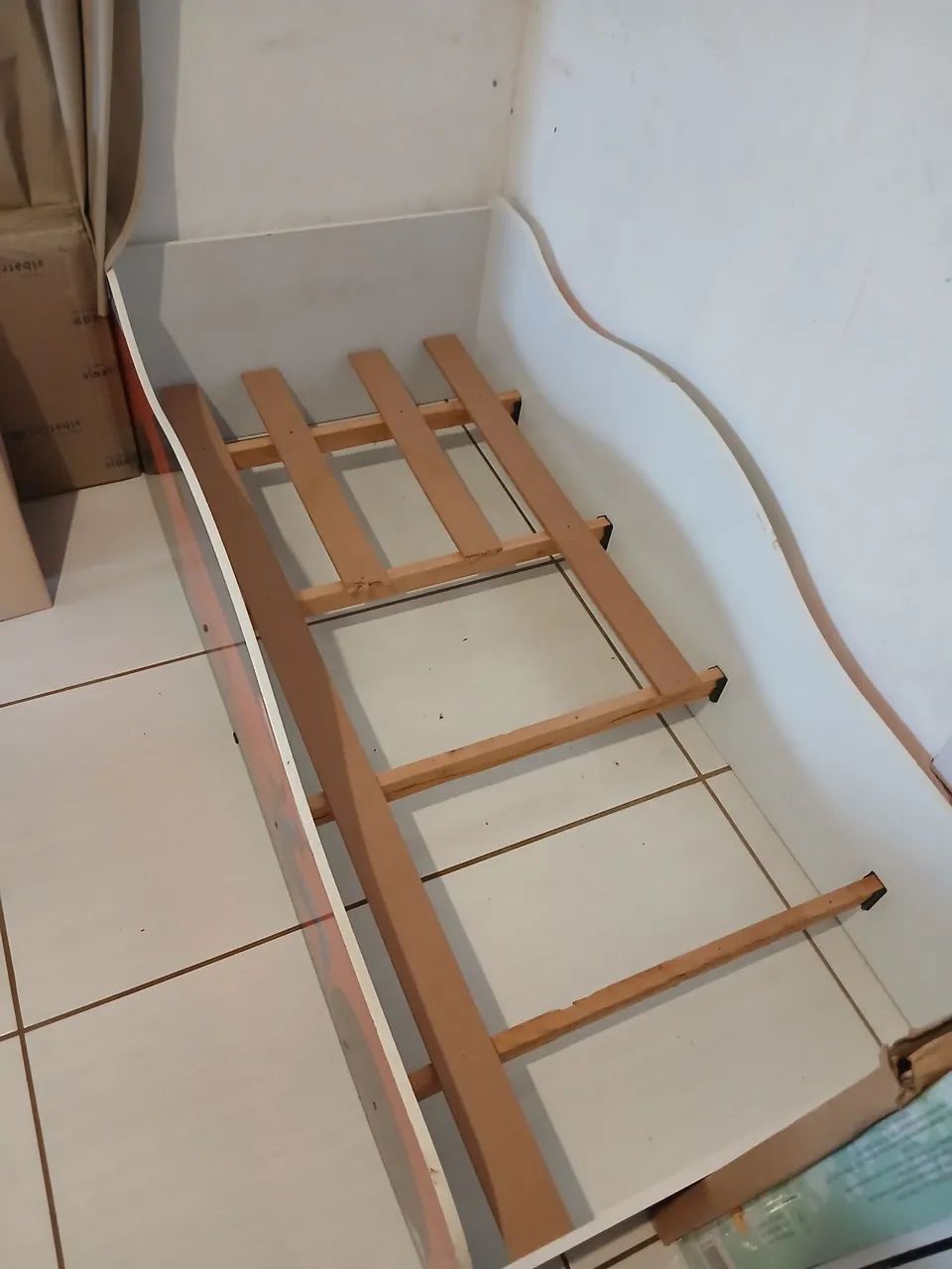 Cama infantil com colchão usada - Foto 3