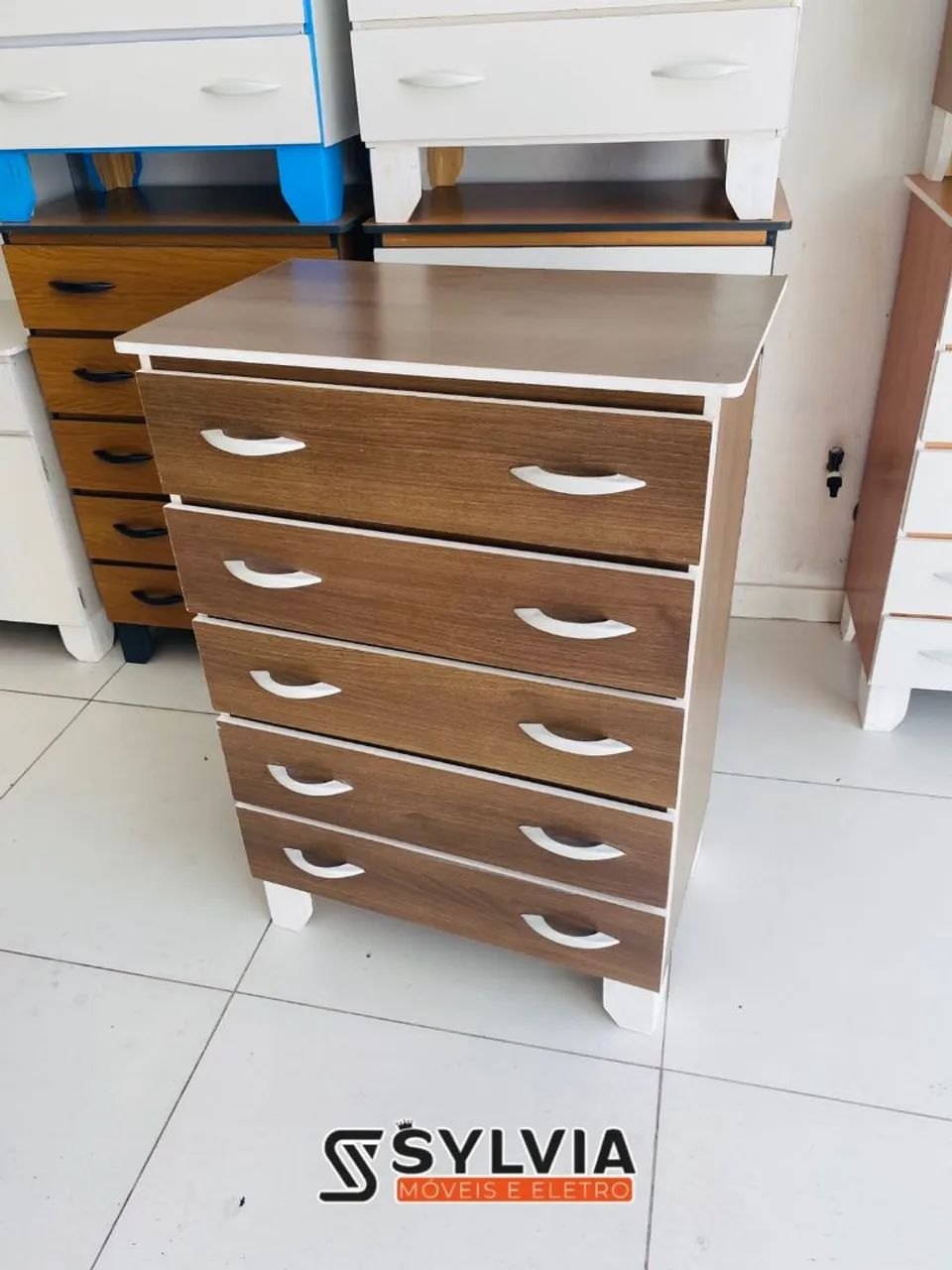 Cômoda 5 gavetas 