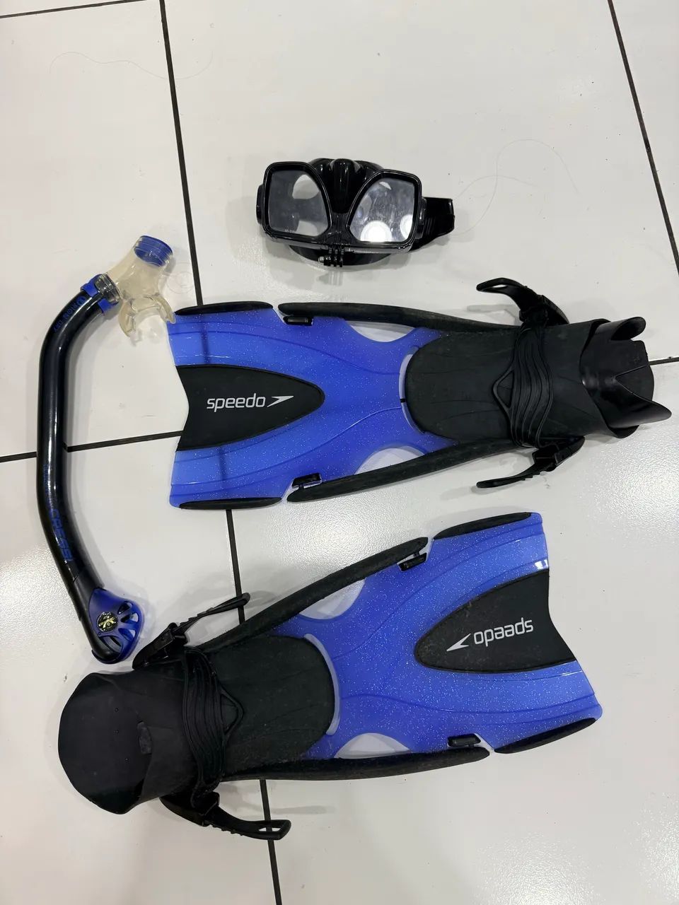Vende-se kit de mergulho