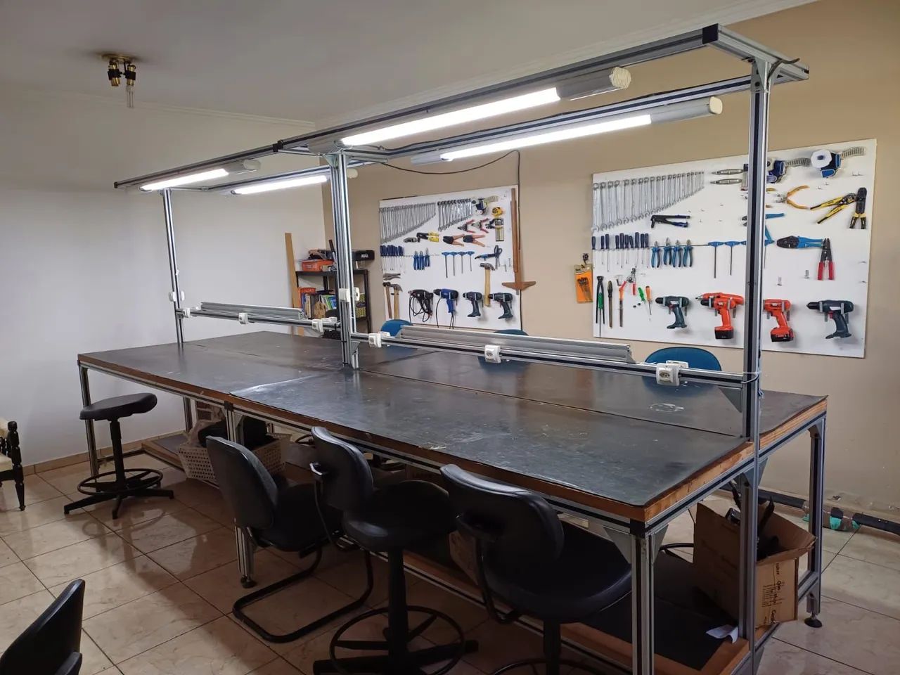 Bancada estação de trabalho405804950110883841