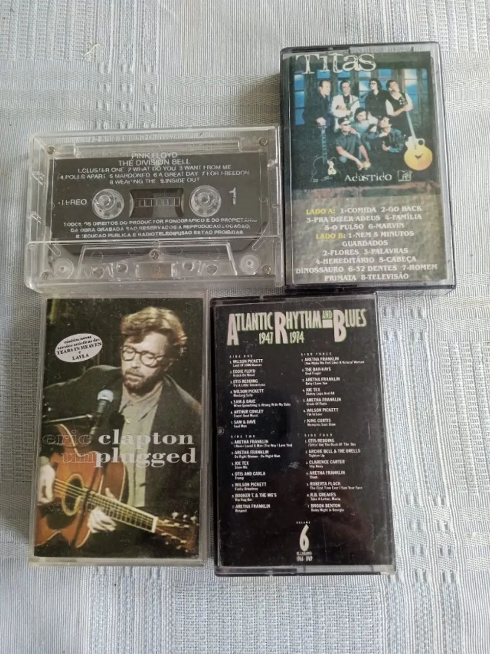 4 fitas cassete Pink floyd, Eric Clapton. Titas e Atlantic Blues