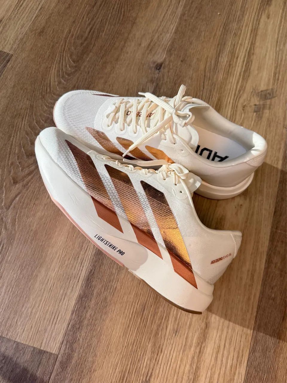 ADIZERO BRANCO ROSE - Foto 4