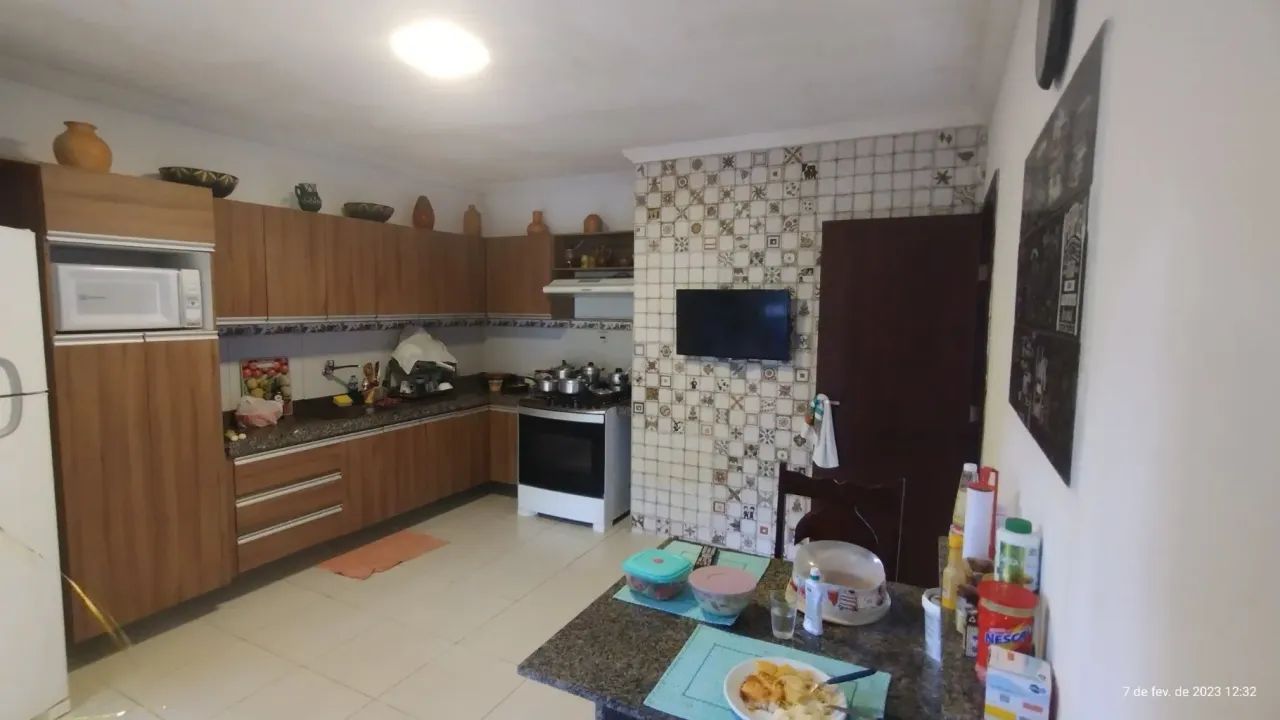 casa espaçosa, com jardim, canil, espaço gourmet e muito mas. - Foto 5