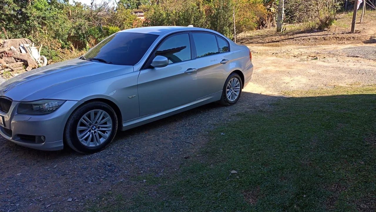 BMW 320I A 2010 - Foto 4