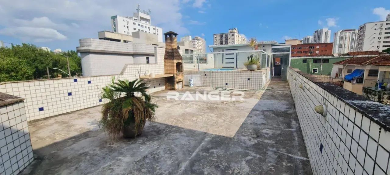 Casa com piscina três suítes e aceita permuta - Foto 2