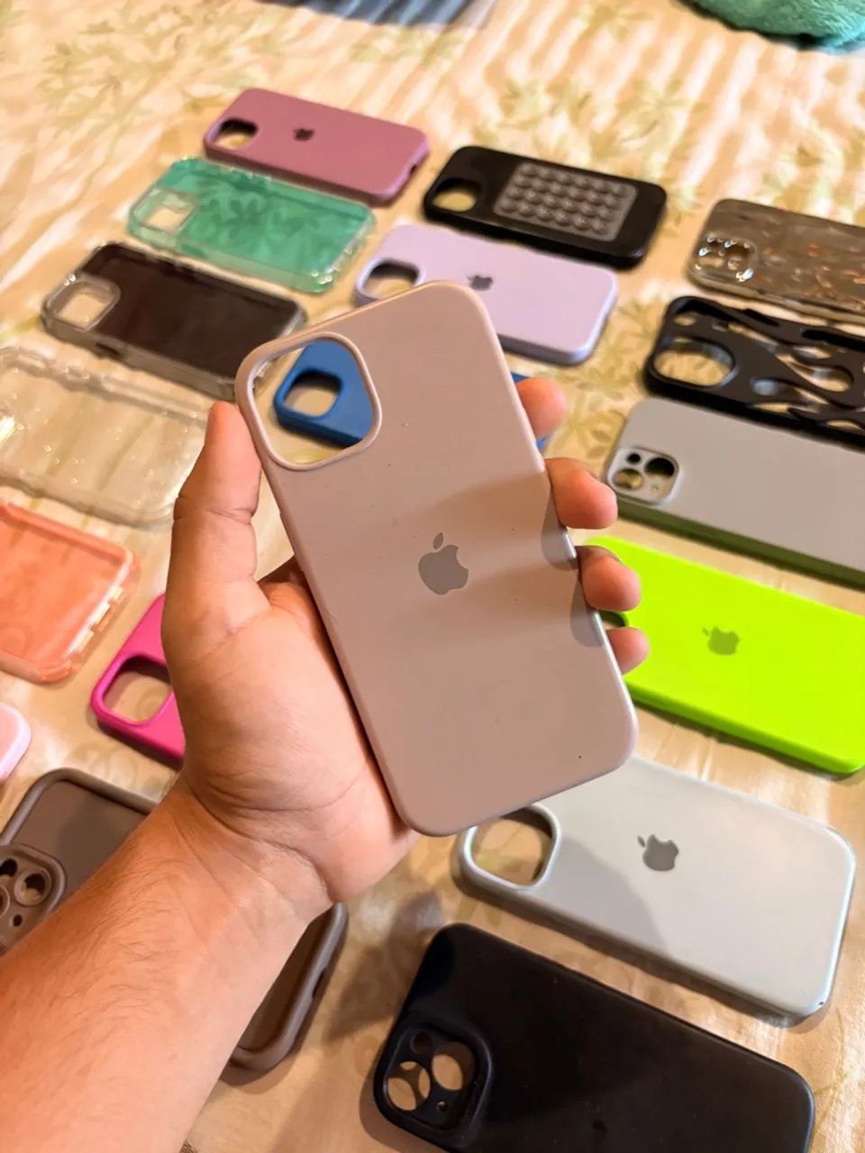 Capinha Silicone IPhone 13/14 Bege