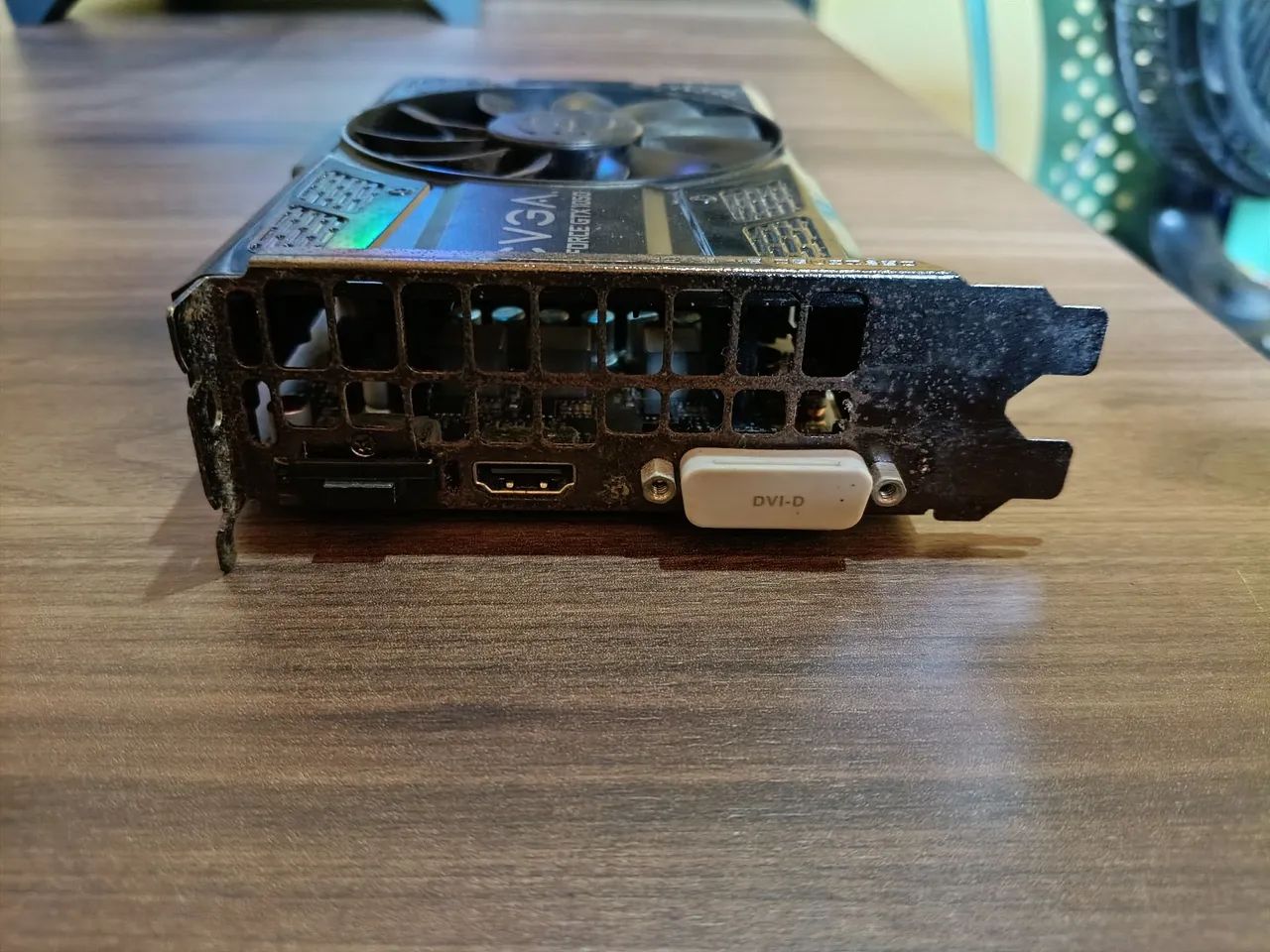 GTX 1050 2GB EVGA - Foto 4