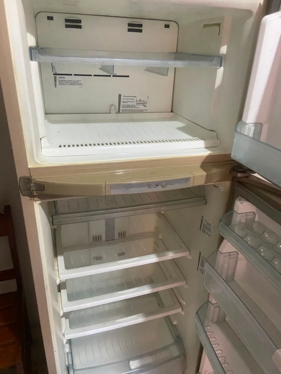 Vendo geladeira  - Foto 4