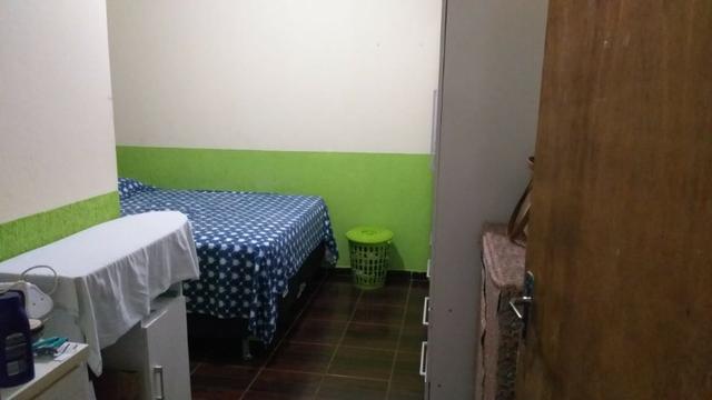 Excelente Imóvel com 03 moradias na Quadra 202 do Residencial Oeste - Foto 5