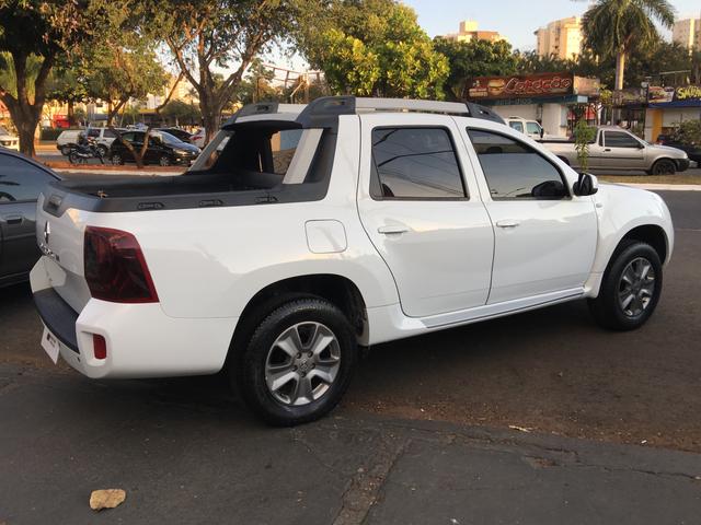 Duster Oroch 1.6 Sce Dynamique 17