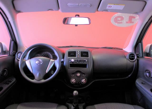 Nissan March 1.0 2019 - Foto 7