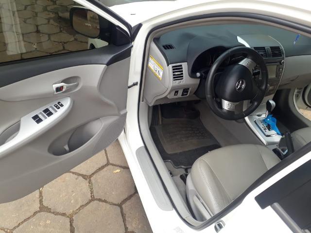 Corolla Toyota Sedan 2.0 Dual VVT-XEI(AUT)(FLEX) 2014/2014