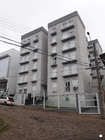 Apartamento para alugar com 3 dormitórios em , cod:I-023276