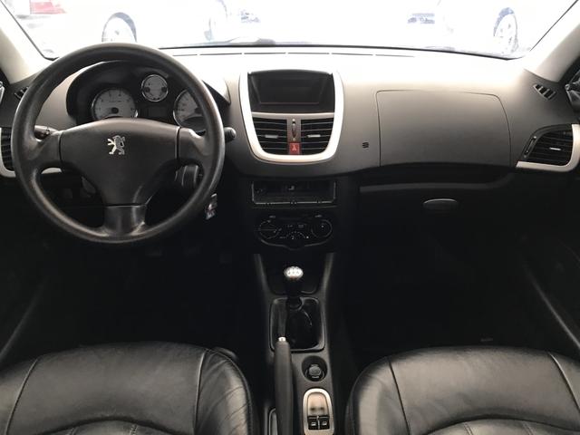 Peugeot 207 XR 1.4 Flex 2013 - Foto 9