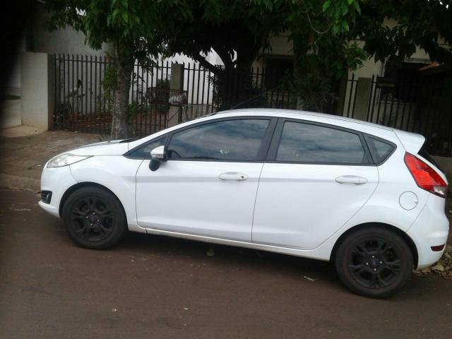 Vendo ou troco por S10 ,new fiesta 13/14
