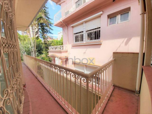 Excelente casa comercial em localização privilegiada - Foto 18