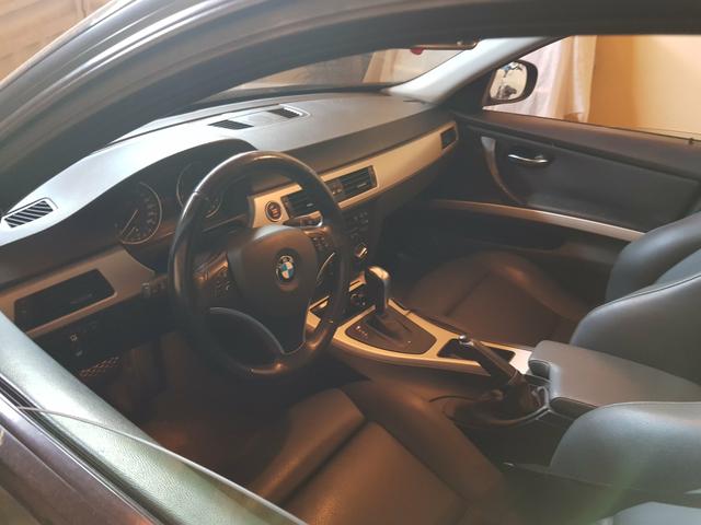 Bmw 320i 2011 - Foto 2