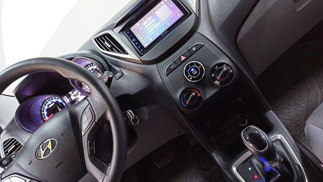 Hyundai HB20S 1.6 Comfort Plus (Aut) - Foto 14