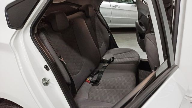 Hyundai HB20S 1.6 Comfort Plus (Aut) - Foto 11