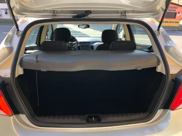 Chevrolet Onix LT 1.0 Mec 2017 - Foto 9