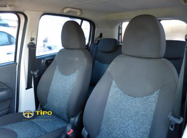 FIAT UNO ATTRACTIVE 1.4 4P 2011 - Foto 19