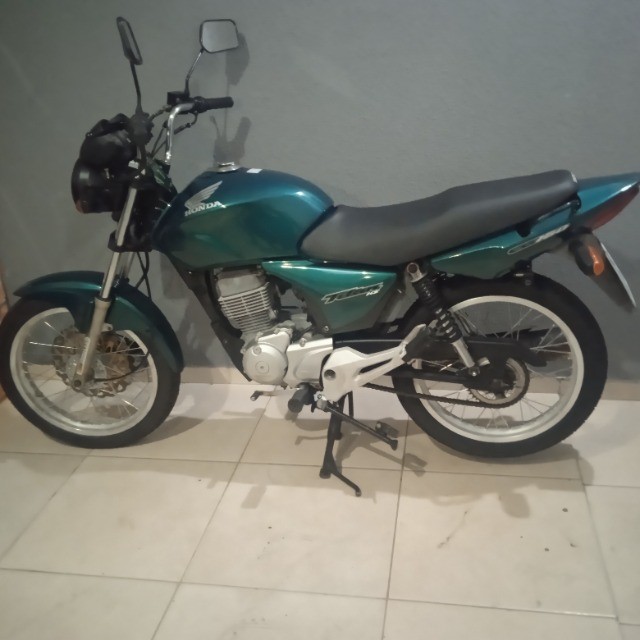 HONDA TITAN 2005