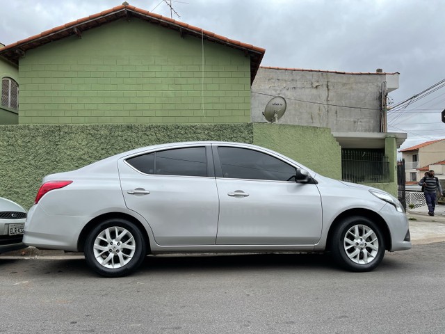 NISSAN VERSA 1.6 AUT  2017 