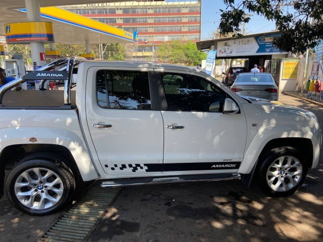 VOLKSWAGEN AMAROK TDI HIGH.CD 2.0 16V TDI 4X4 DIES. AUT 4MOTION 2015 COMPLETA