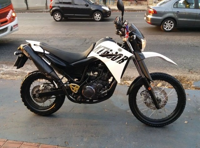 YAMAHA XT 660R 2010 *PARCELO*