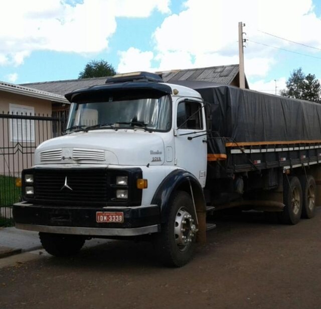 MERCEDES 2213