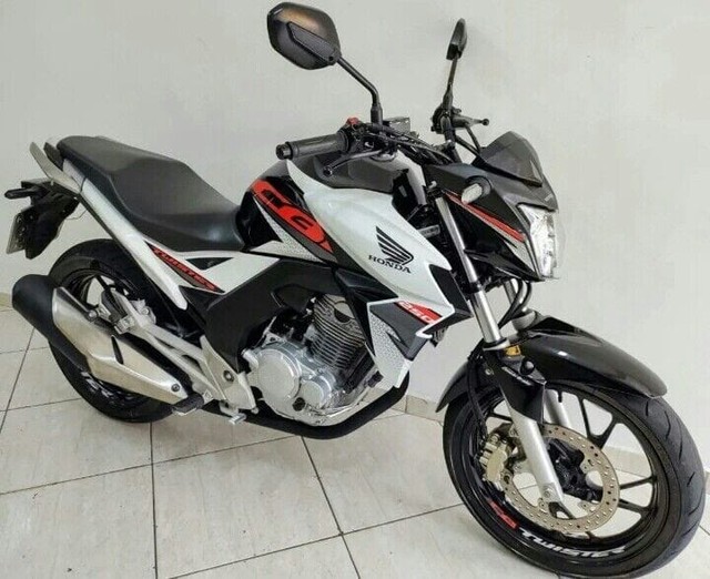VENDO HONDA CB 250